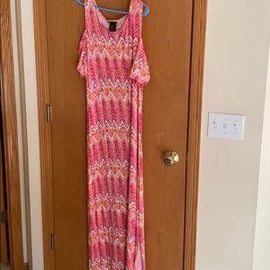 Gorgeous off the sleeve maxi dress, sz xl